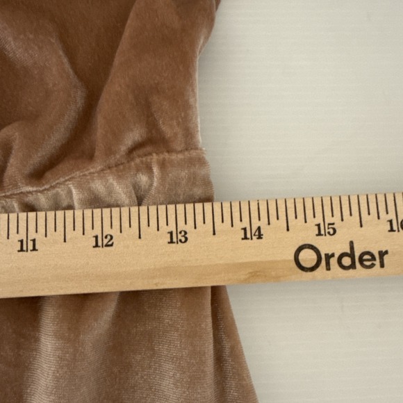 Baltic Born Tatiana Velvet One Shoulder Maxi Dress Champagne Beige Size M Slit - Picture 6 of 15